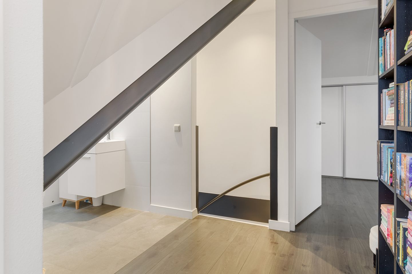 Photo 20 of Bakemastraat 8