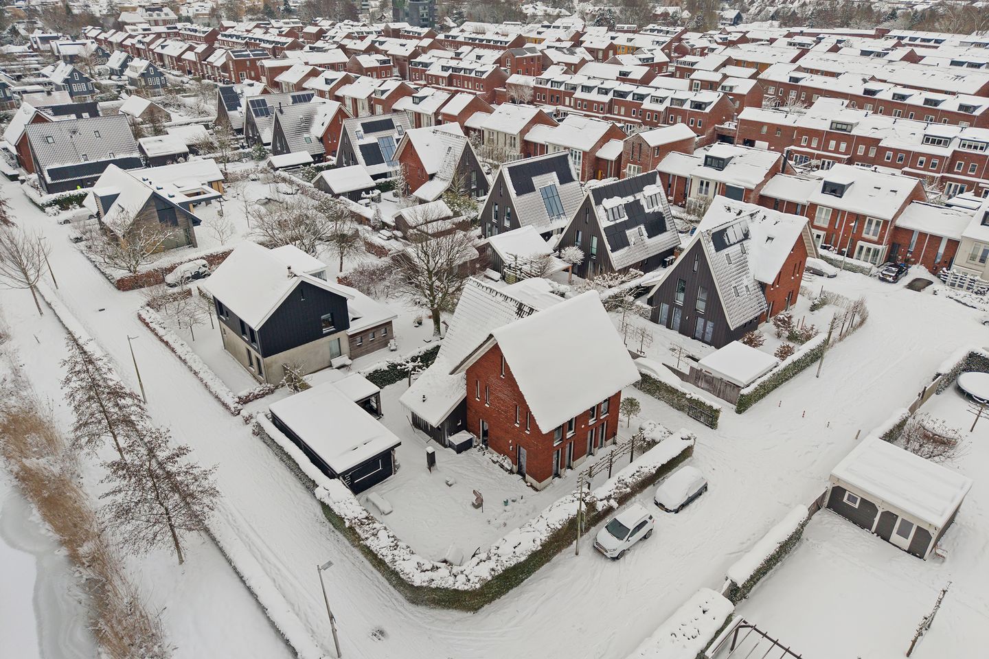 Photo 35 of Bakemastraat 8