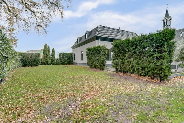 Foto 42 van Parallelweg 40