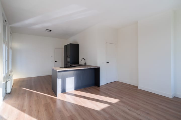 Foto 11 van Strijensestraat 70-B