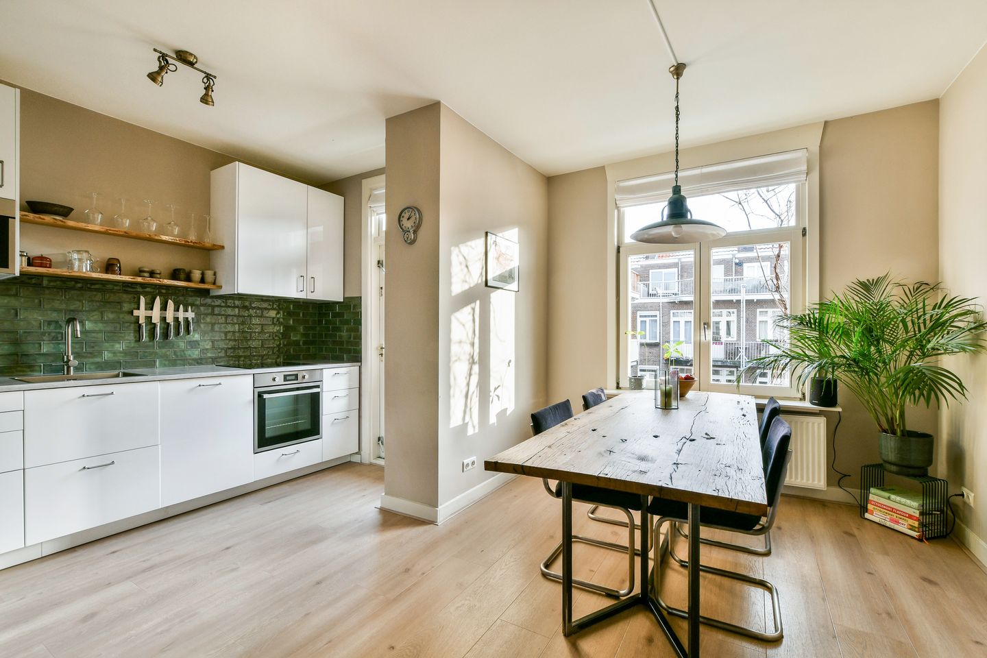 Foto 4 van Roerstraat 7-3