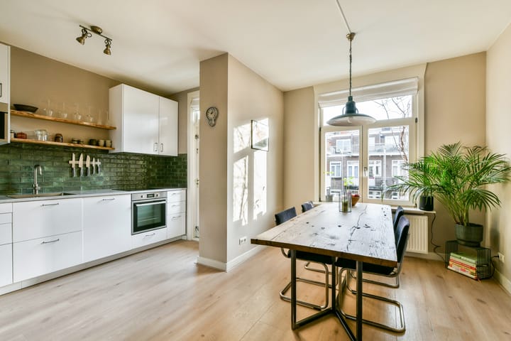 Foto 4 van Roerstraat 7-3