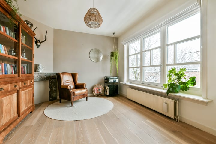 Foto 10 van Roerstraat 7-3