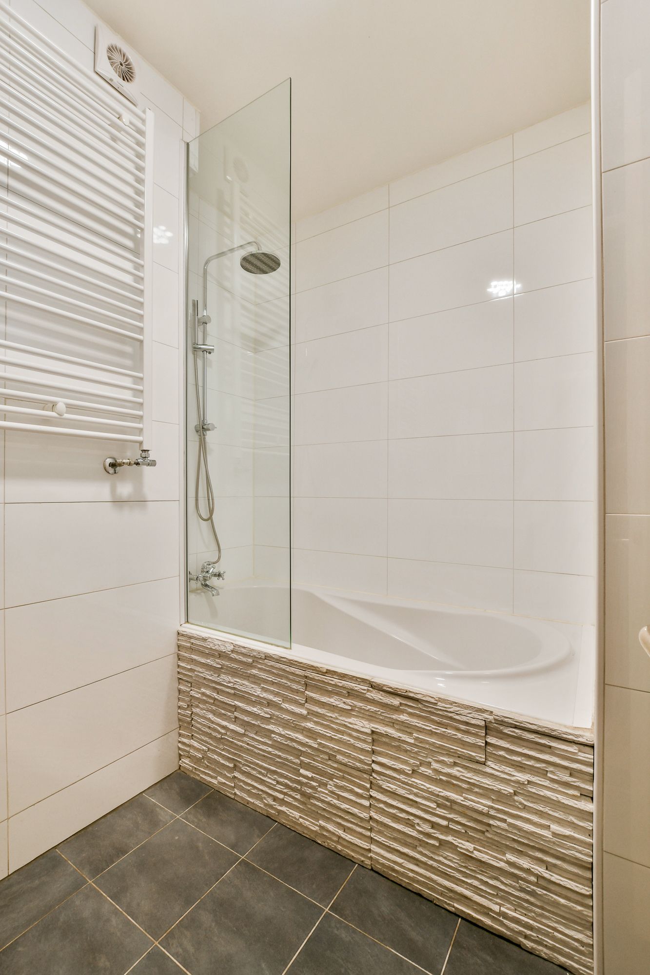 Foto 24 van Roerstraat 7-3