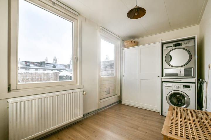 Foto 29 van Roerstraat 7-3