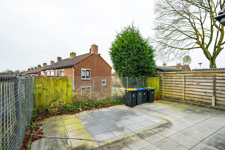 Foto 32 van Warnersstraat 52