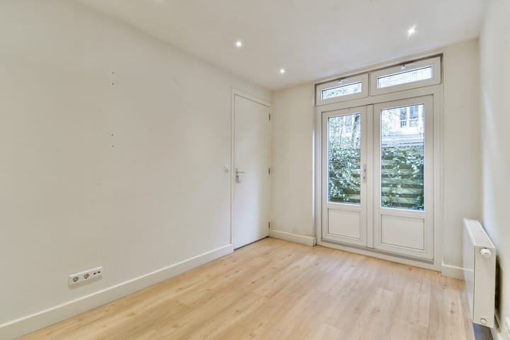 Foto 7 van Pieter van der Doesstraat 40-H