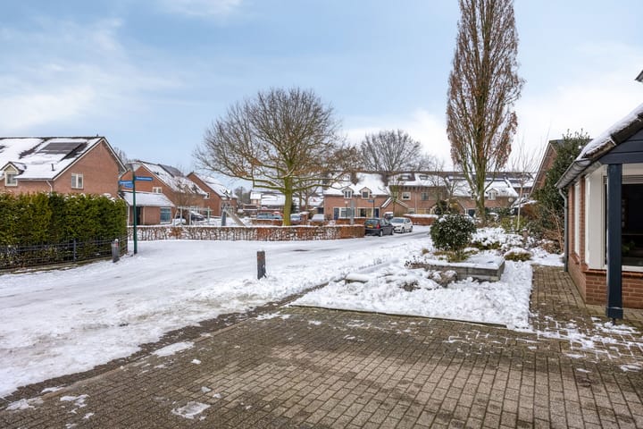 Foto 9 van Randweg 1