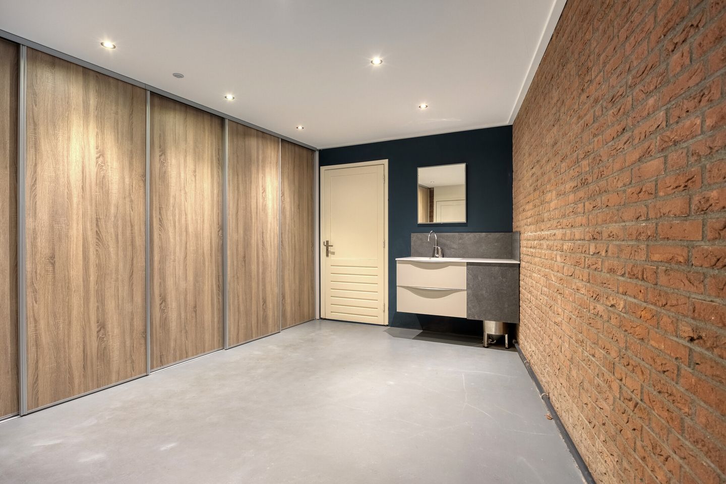 Photo 35 of Randweg 1