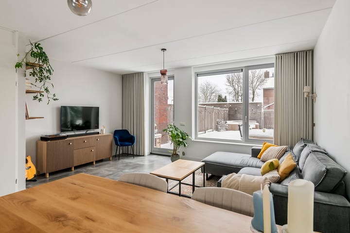 Foto 8 van Renetstraat 19