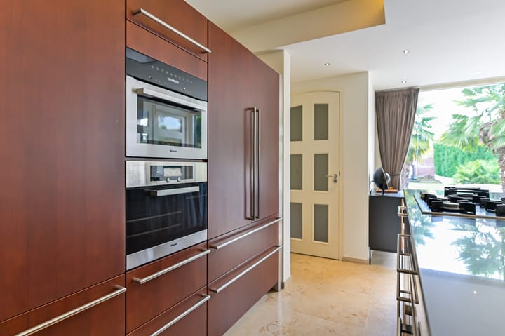 Foto 16 van Hoveniersstraat 4