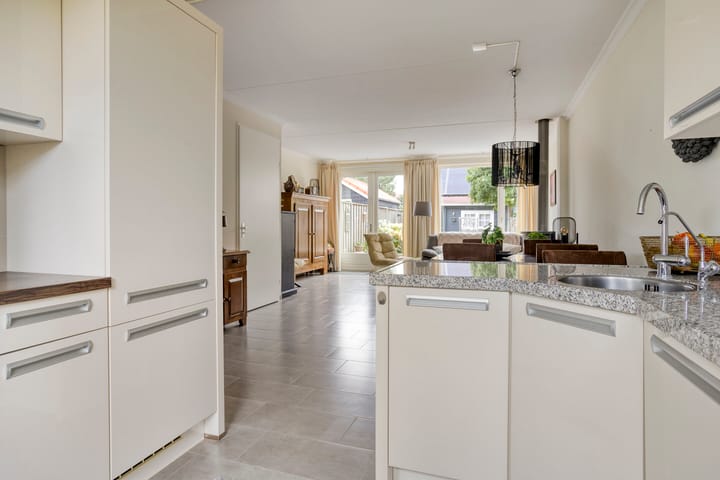 Foto 13 van Paul Butterfieldstraat 55