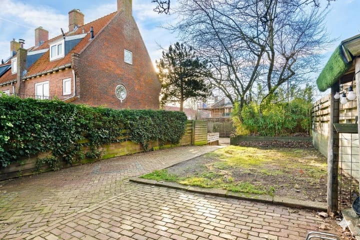 Foto 26 van Zandvoortselaan 30