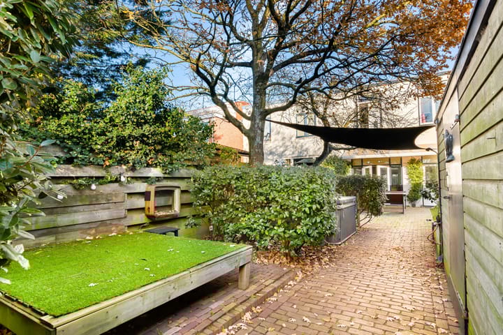 Foto 30 van Zandvoortselaan 30