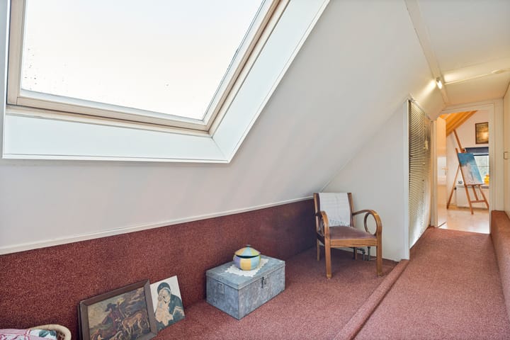 Foto 33 van Van Haeringenstraat 37