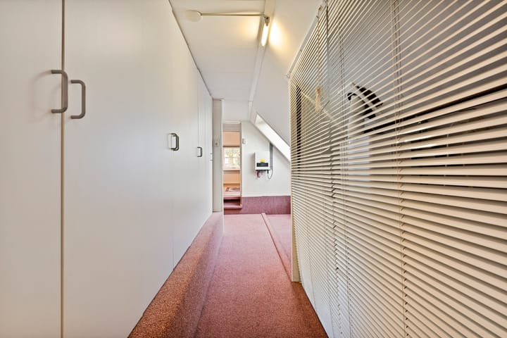 Foto 34 van Van Haeringenstraat 37