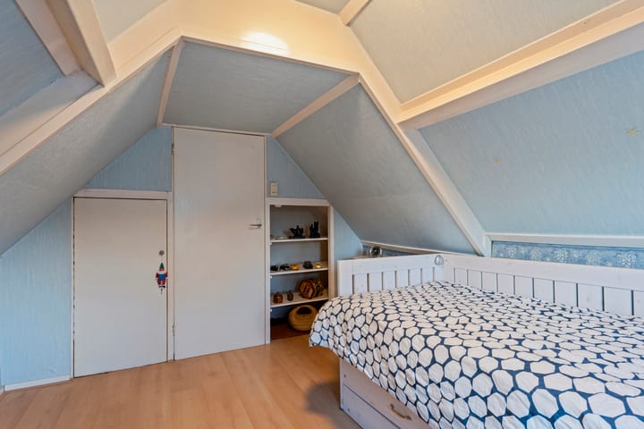 Foto 36 van Van Haeringenstraat 37