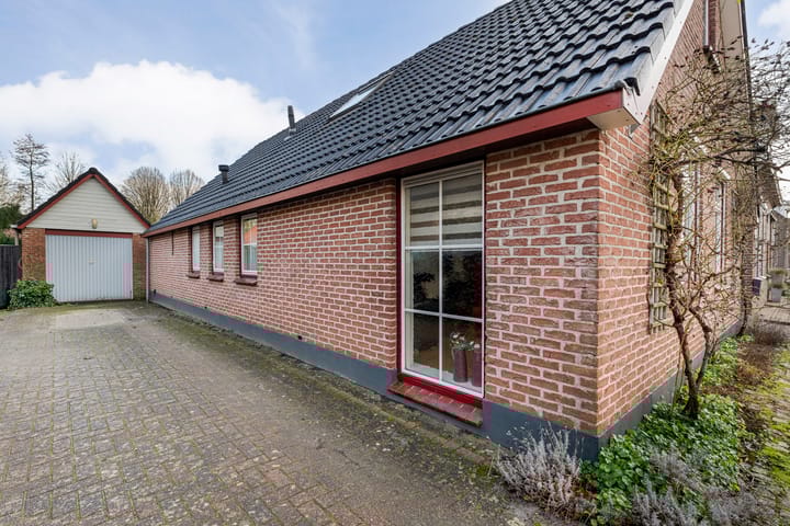 Foto 41 van Van Haeringenstraat 37