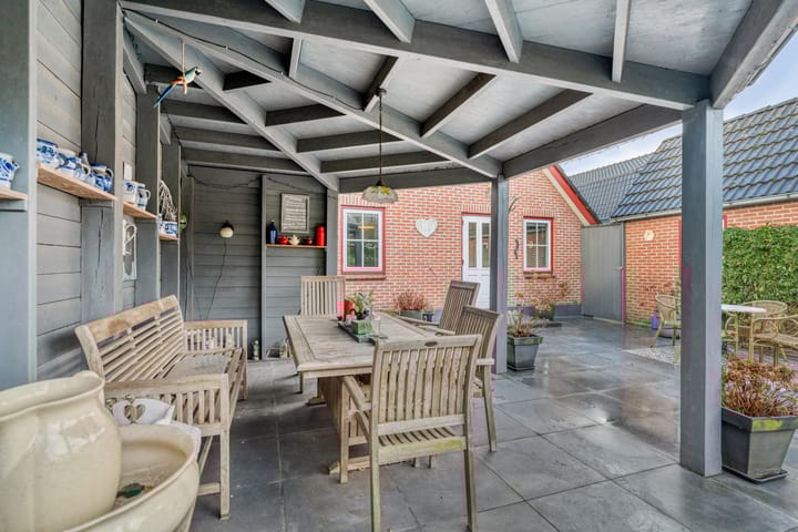 Foto 48 van Van Haeringenstraat 37