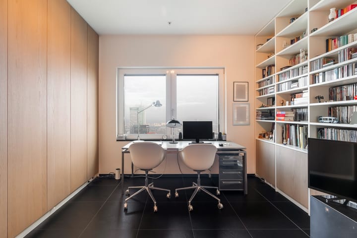 Foto 15 van Van der Hoevenplein 228