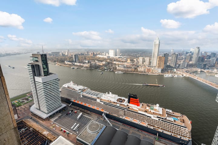 Foto 21 van Van der Hoevenplein 228