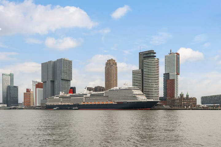 Foto 25 van Van der Hoevenplein 228