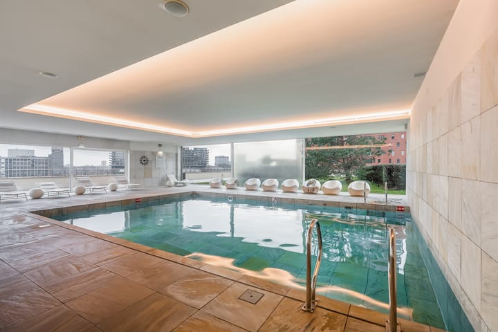 Foto 24 van Van der Hoevenplein 228