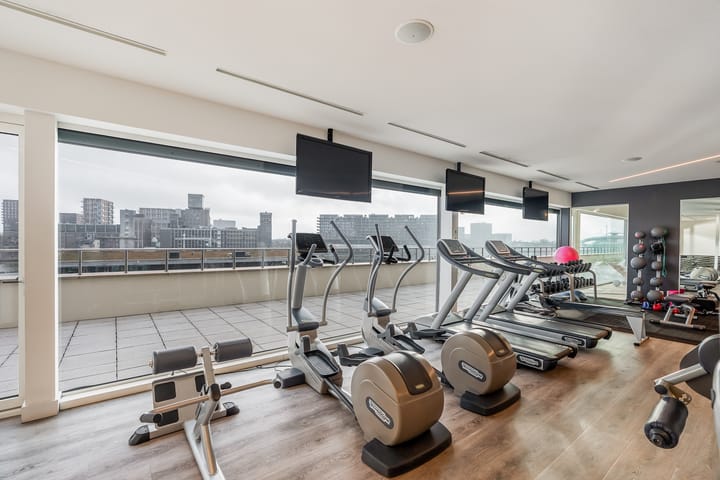 Foto 23 van Van der Hoevenplein 228