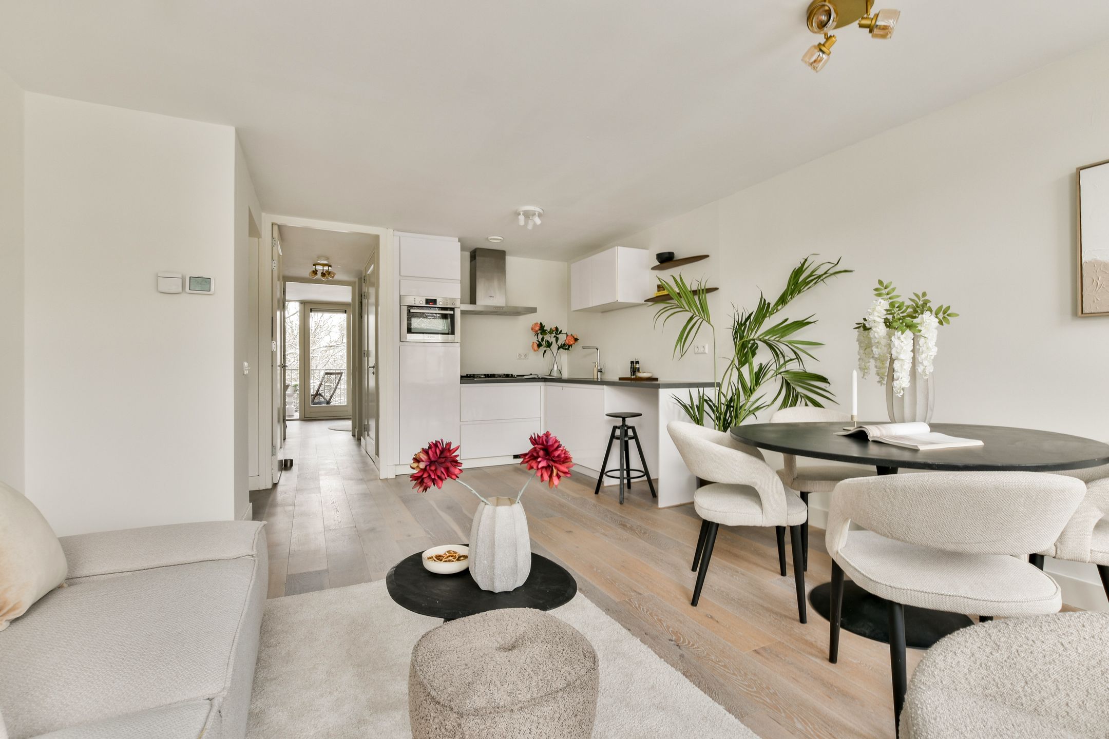 Foto 9 van Wibautstraat 52-E