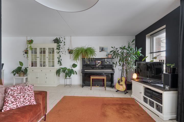 Foto 9 van Van Rechterenallee 30