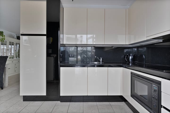 Foto 15 van Van Rechterenallee 30