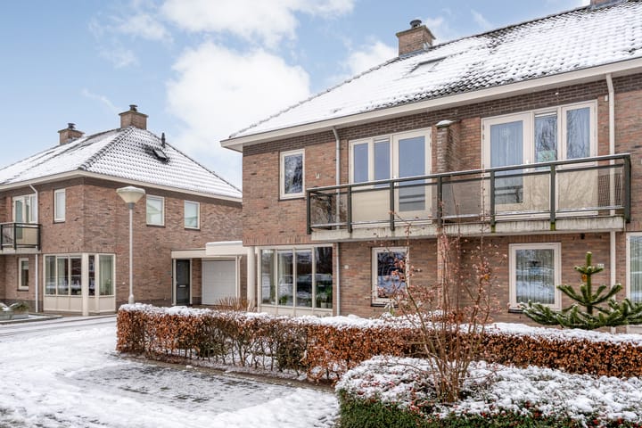 Foto 45 van Van Rechterenallee 30