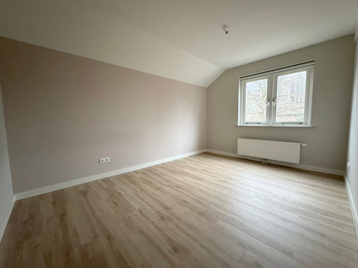 Foto 11 van van Wassenaerstraat 1