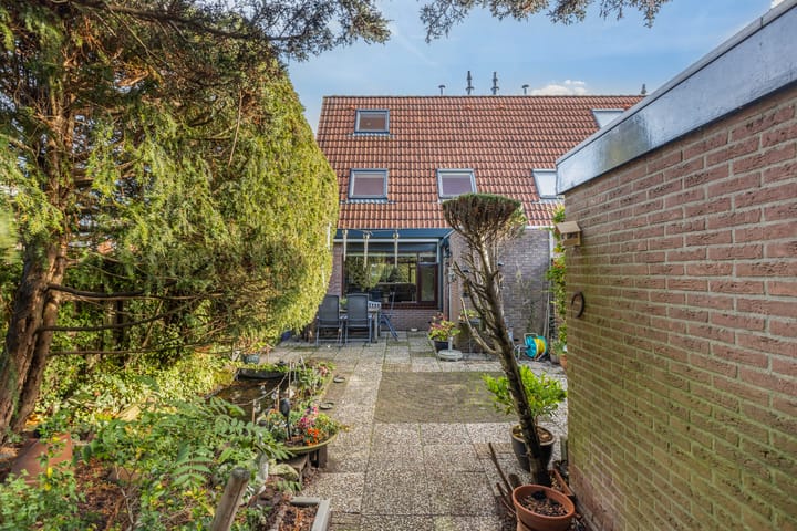 Foto 15 van Jacoba Pompevliet 20