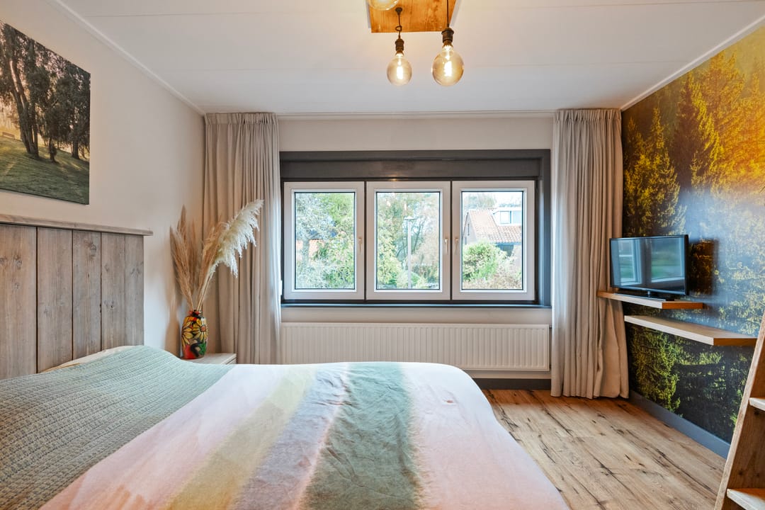 Photo 16 of Bremstraat 6