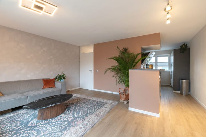 Foto 15 van James Baldwinstraat 24