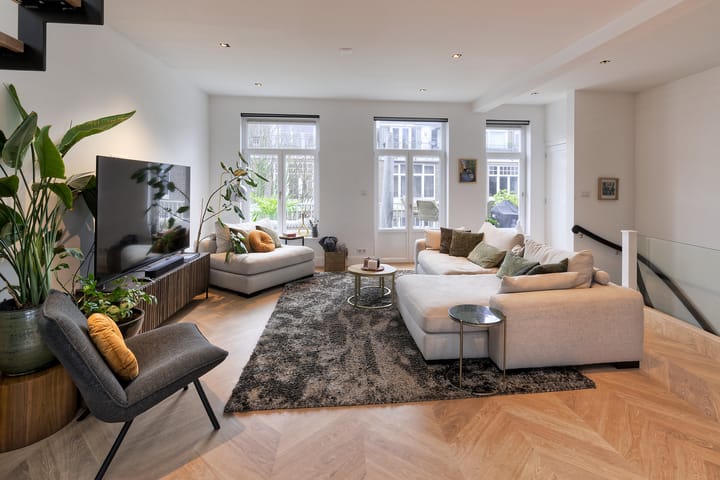 Photo 10 of Koninginneweg 225-3