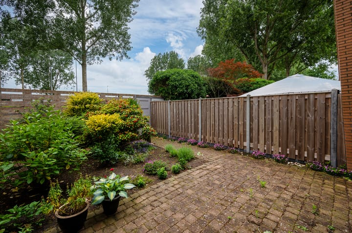 Foto 32 van Anjerstraat 2