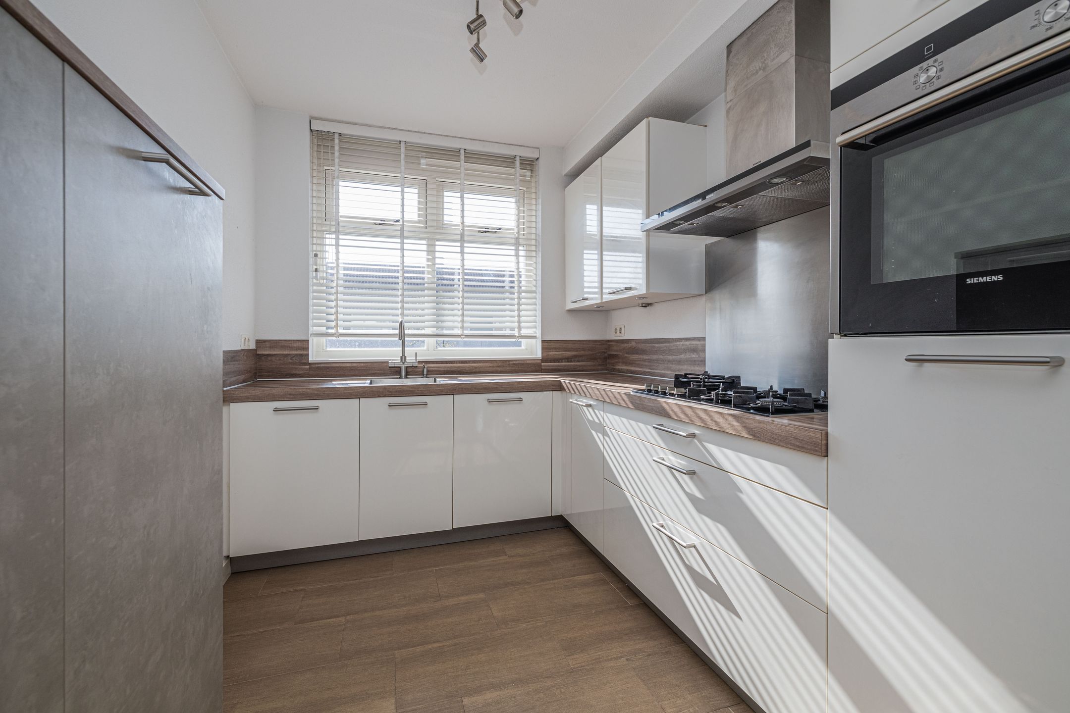 Foto 6 van Abe Bonnemastraat 104