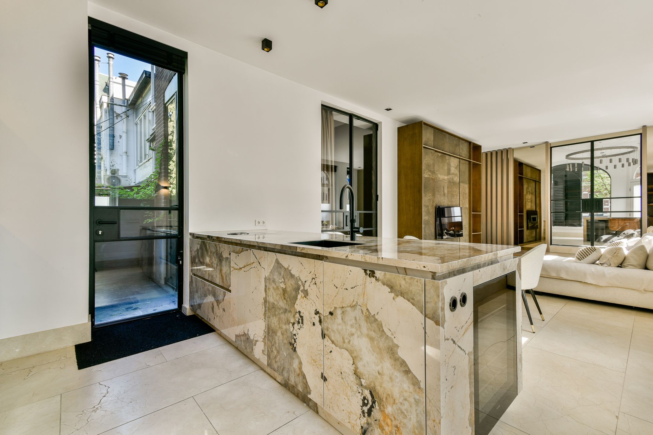 Foto 3 van Overtoom 298-H