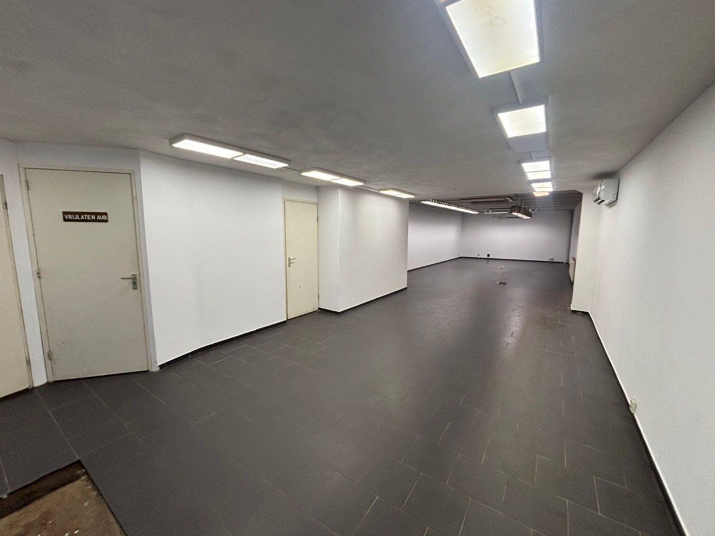 View photo 4 of Valburgseweg 12