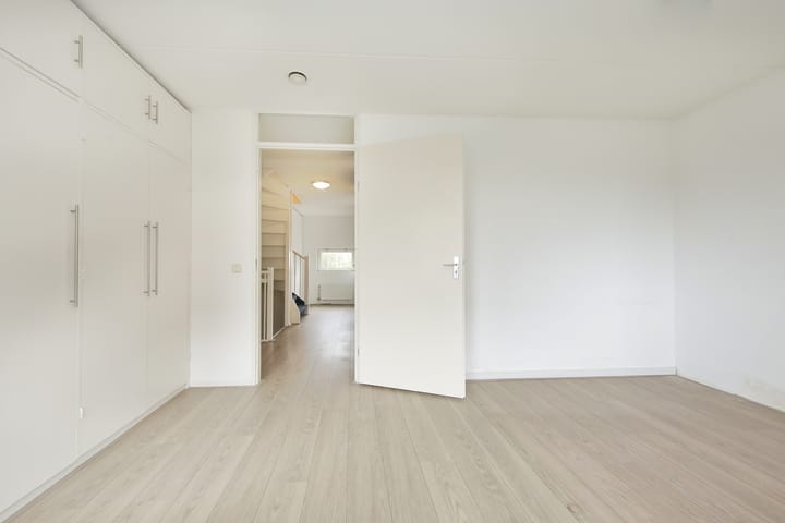 Foto 18 van Wim van Eststraat 23