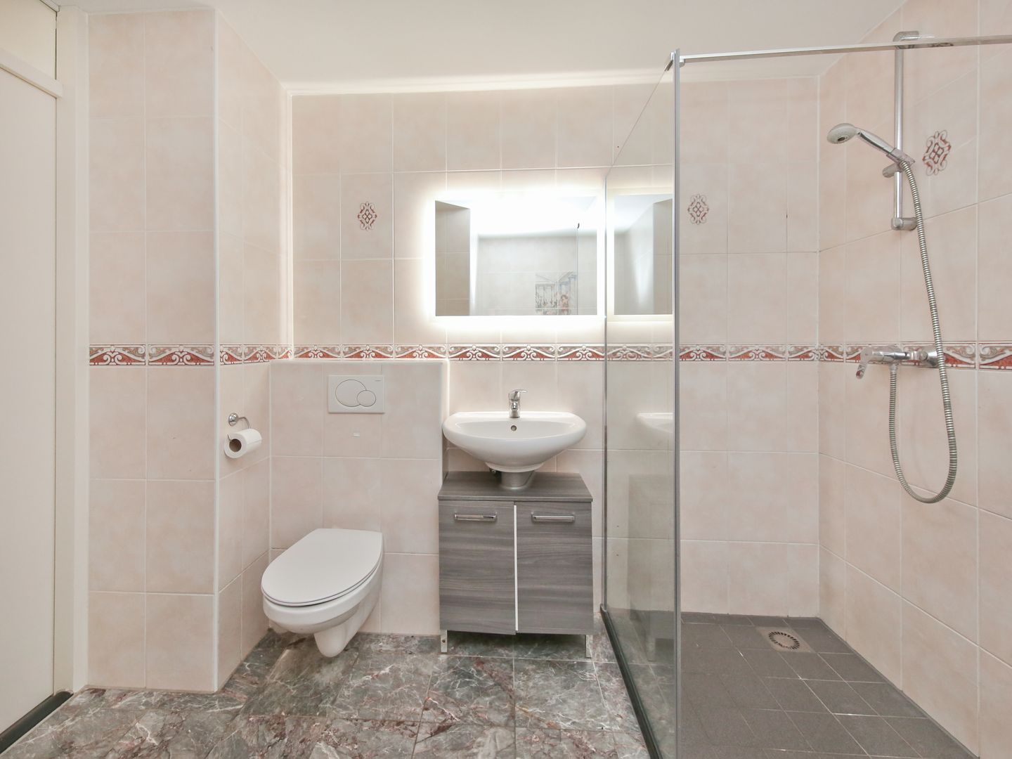 Foto 19 van Wim van Eststraat 23