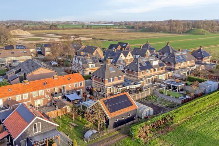 Foto 44 van Sevenhovenstraat 14