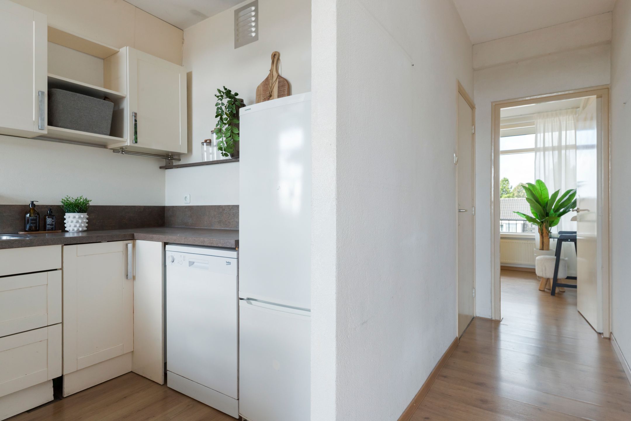 Photo 12 of Bunchestraat 82