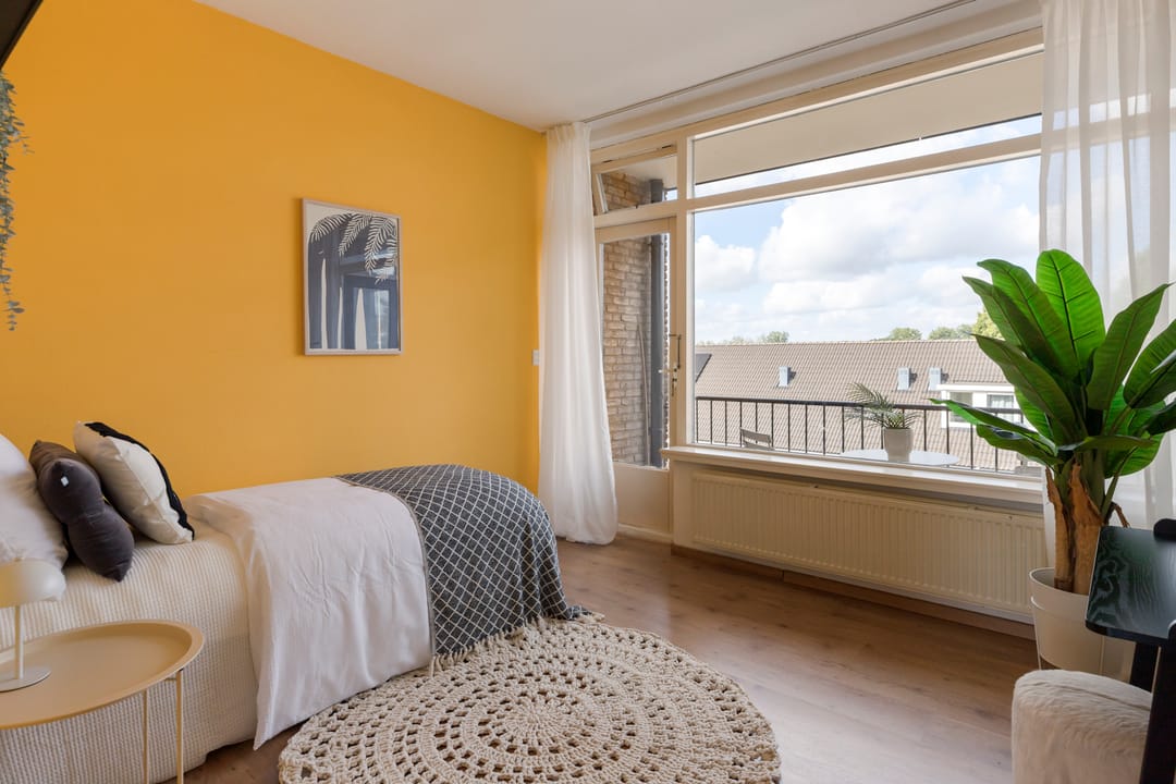 Photo 17 of Bunchestraat 82