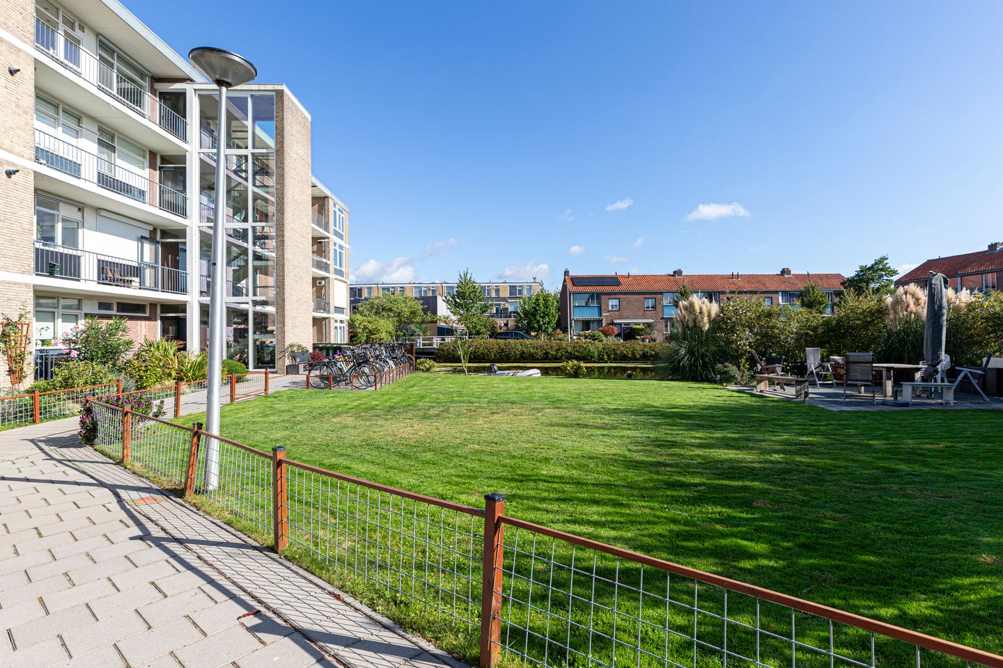 Photo 25 of Bunchestraat 82