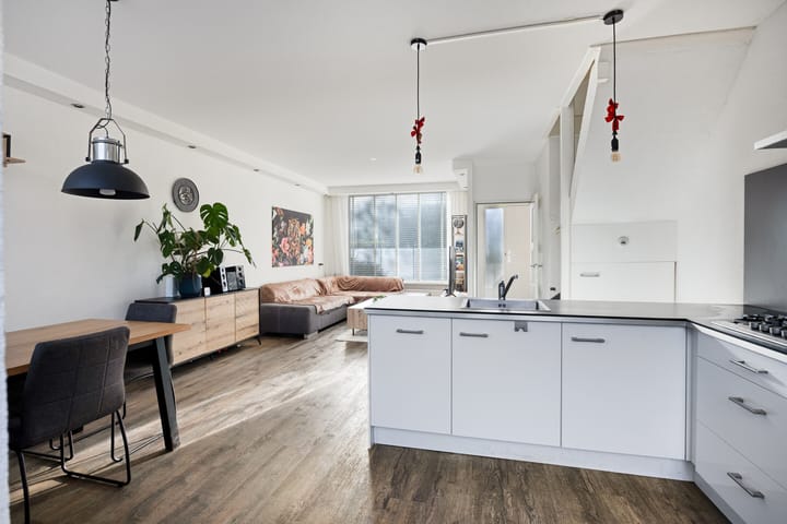 Foto 3 van Baarsveen 185