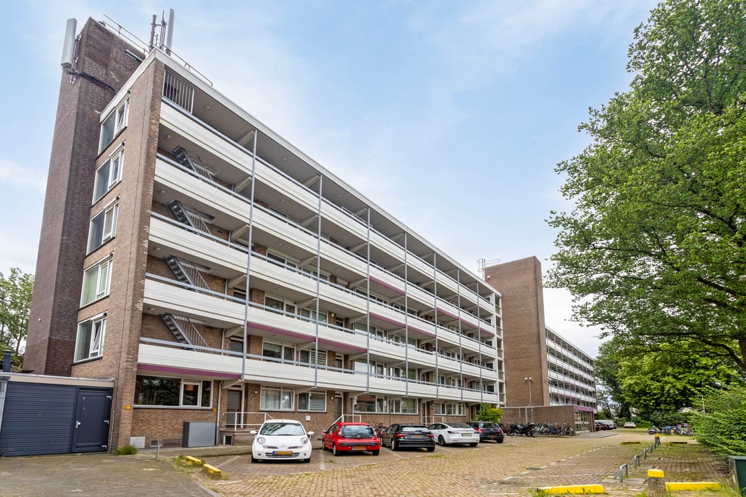 Foto 1 van Mr. F.A. van Hallweg 50