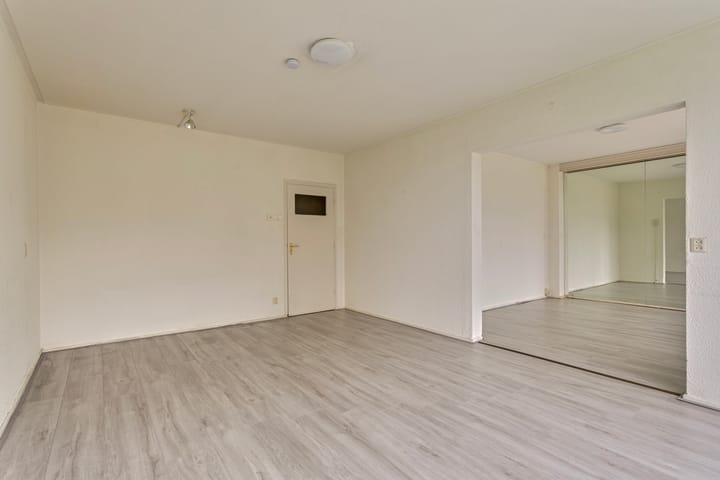 Foto 9 van Mr. F.A. van Hallweg 50